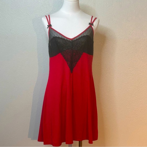Linea Donatella Other - LINEA DONATELLA Red Knit & Black Sheer Mesh Lace Bust Chemise Nighty Nightgown M